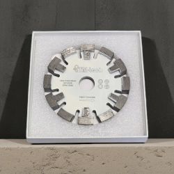 Diamentowa tarcza frezująca TM-TECH 120x17x22.23mm do betonu, frezarek do podłogówki, w białym opakowaniu.